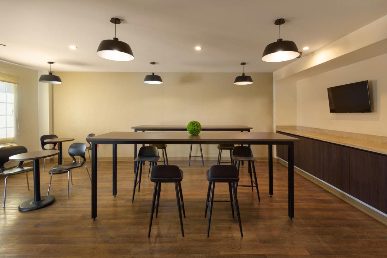 Extended Suites Saltillo Galerias Dış mekan fotoğraf