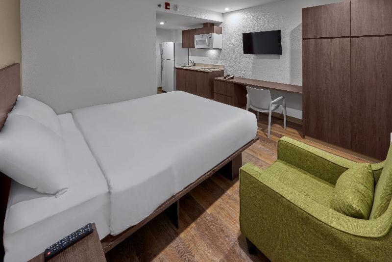 Extended Suites Saltillo Galerias Oda fotoğraf